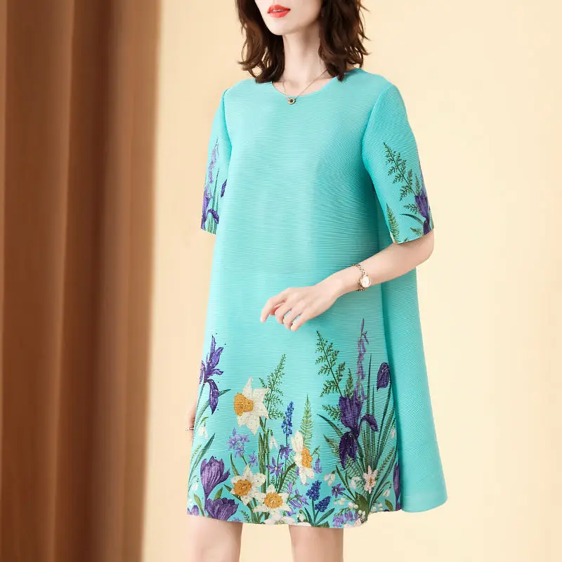 Женское платье с коротким рукавом, платье средней длины с круглым вырезом и принтом, лето 2021
Женское платье с коротким рукавом, платье средней длины с круглым вырезом и принтом, лето 2021