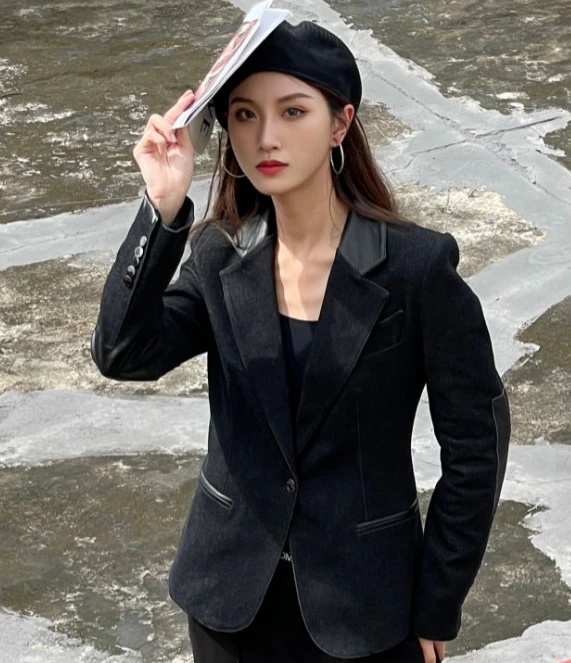Fashion New Temperament Elegance Collect Waist Slim Turn-Down Collar Single Button Spliced Denim Blazer Women
Fashion New Temperament Elegance Collect Waist Slim Turn-Down Collar Single Button Spliced Denim Blazer Women