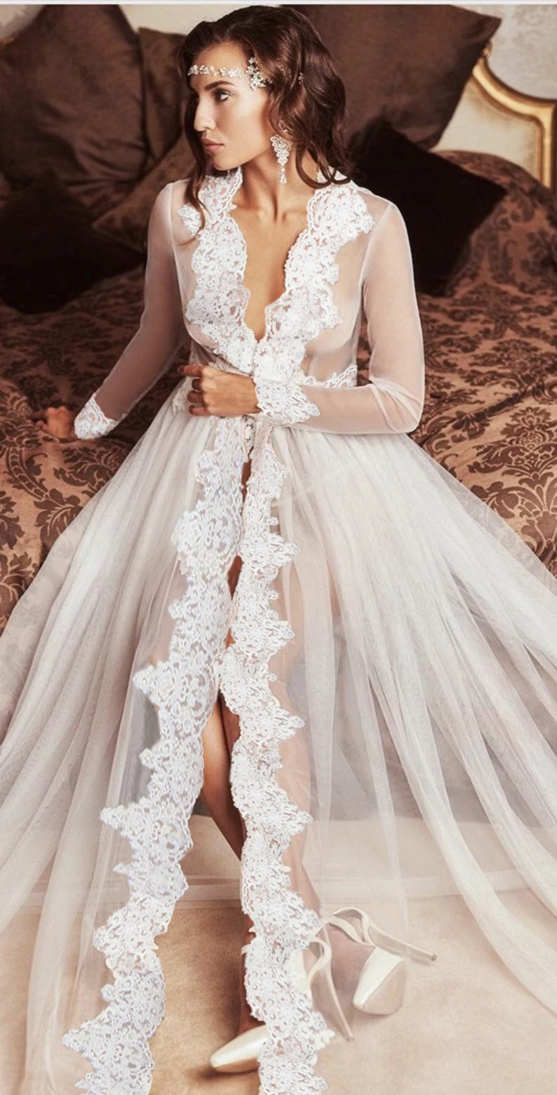 White perspective deep V mesh Dress White Lace wedding Long dress
White perspective deep V mesh Dress White Lace wedding Long dress