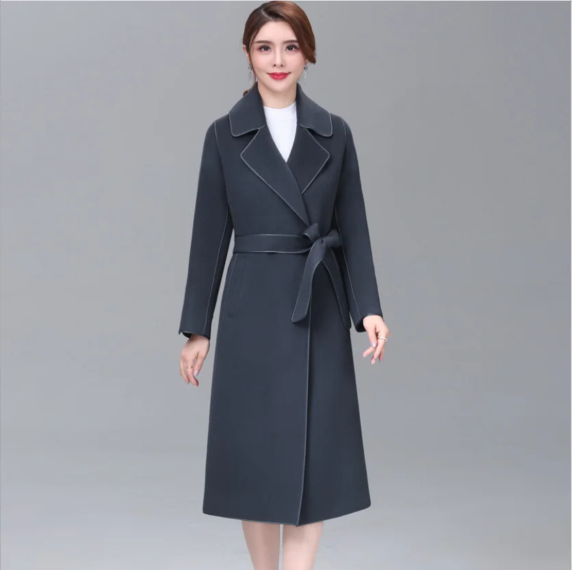 Black Blue Coffee Color Mother Long Lady Unique Woolen Coat Single Button Korea Style Temperament Grace Female Cashmere Overcoat
Black Blue Coffee Color Mother Long Lady Unique Woolen Coat Single Button Korea Style Temperament Grace Female Cashmere Overcoat