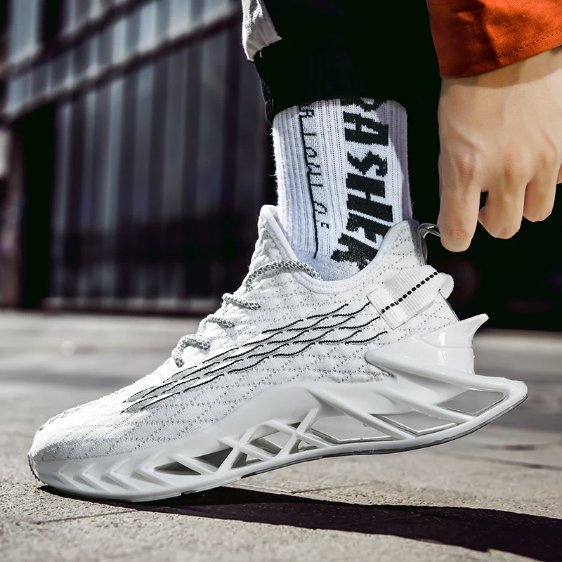 Men's Fashion Sneakers Damping Rubber Air Cushion Running Shoes Outdoor Comfortable Light Personality Leisure Shoes
Men's Fashion Sneakers Damping Rubber Air Cushion Running Shoes Outdoor Comfortable Light Personality Leisure Shoes