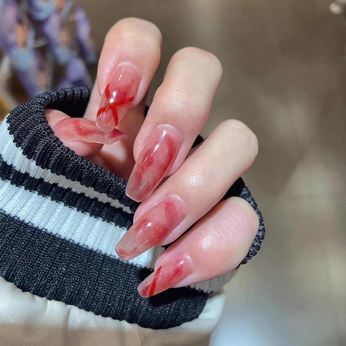 24pcs Red Nail Patch Glue Type Removable Long Paragraph Fashion Manicure Save Time False Nail Patch SANA889
24pcs Red Nail Patch Glue Type Removable Long Paragraph Fashion Manicure Save Time False Nail Patch SANA889