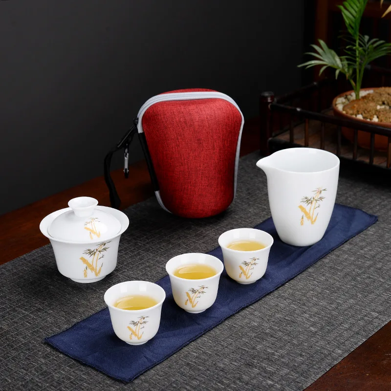 New Travel Ceramic Teapot Set Luxury Cute Bone China Tea Cup Home Travel Business Gift For Friend Afternoon Tea Set Teaware Mug
New Travel Ceramic Teapot Set Luxury Cute Bone China Tea Cup Home Travel Business Gift For Friend Afternoon Tea Set Teaware Mug