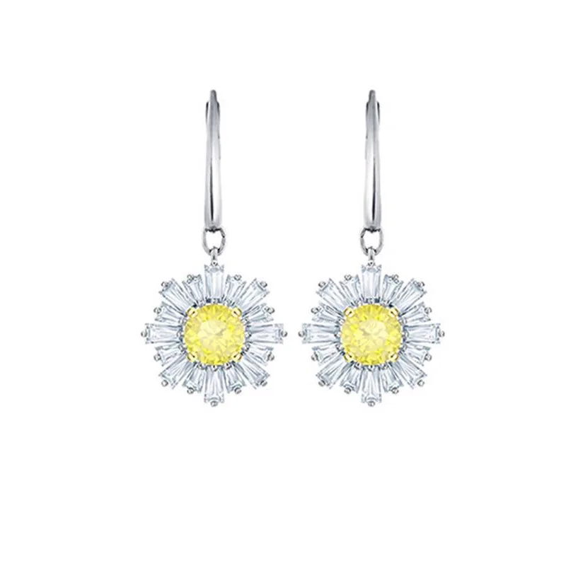SWA 1:1 Sunflower Earrings Fashion Long Drop Earring Women High Quality White Color
SWA 1:1 Sunflower Earrings Fashion Long Drop Earring Women High Quality White Color