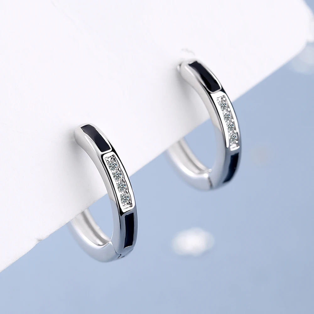 YH-ZL 925 Sterling Silver Round Small Hoop Earrings for Women Men Clear Black Zircon Circle Earrings Wholesale
YH-ZL 925 Sterling Silver Round Small Hoop Earrings for Women Men Clear Black Zircon Circle Earrings Wholesale