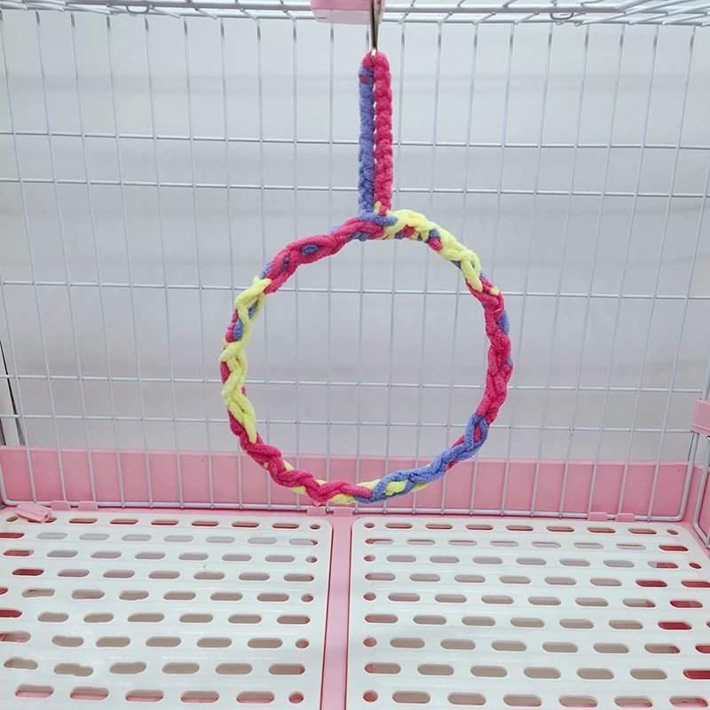 Parrot Ring Bird Swing Hand-woven Ring Bird Stand Stand Climbing Rope Nibble Toy Bird Cage Accessories
Parrot Ring Bird Swing Hand-woven Ring Bird Stand Stand Climbing Rope Nibble Toy Bird Cage Accessories