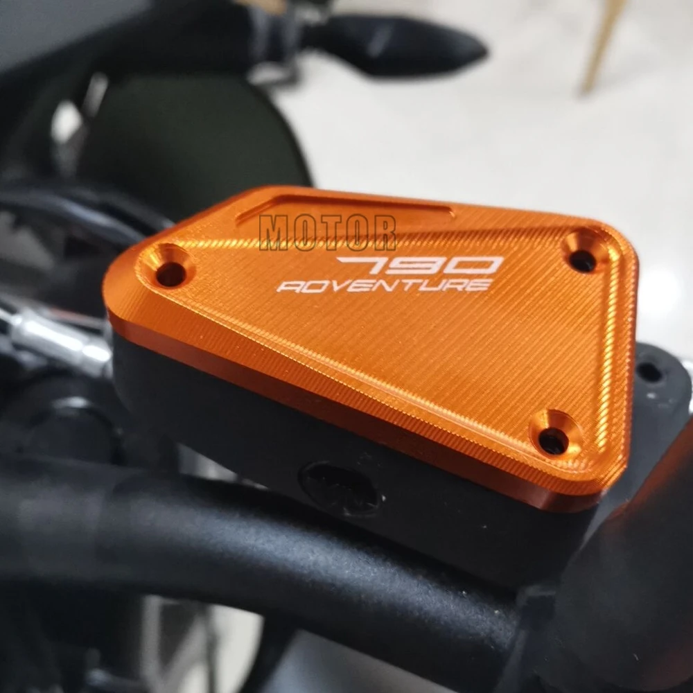 For 790 Adventure/R 2019 Motorcycle CNC Front Brake Fluid Reservoir Engine Oil Tank Cap Cover 790Adventure Adventurer Adv
For 790 Adventure/R 2019 Motorcycle CNC Front Brake Fluid Reservoir Engine Oil Tank Cap Cover 790Adventure Adventurer Adv