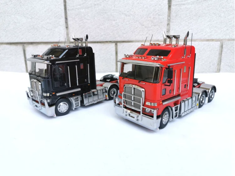 Эксклюзивная модель автомобиля из 1/32 сплава, литье под давлением, Kenworth K200 Prime mover, австралийский грузовик, трактор, высококачественная колле...
Эксклюзивная модель автомобиля из 1/32 сплава, литье под давлением, Kenworth K200 Prime mover, австралийский грузовик, трактор, высококачественная колле...