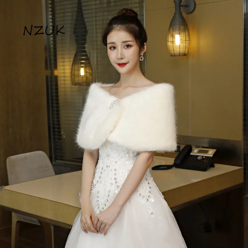 Bridal Jacket Coat Fashion Elegant Warm Faux Fur Ivory Bolero Wedding Wrap Shawl Pearl Accessories PJ077
Bridal Jacket Coat Fashion Elegant Warm Faux Fur Ivory Bolero Wedding Wrap Shawl Pearl Accessories PJ077