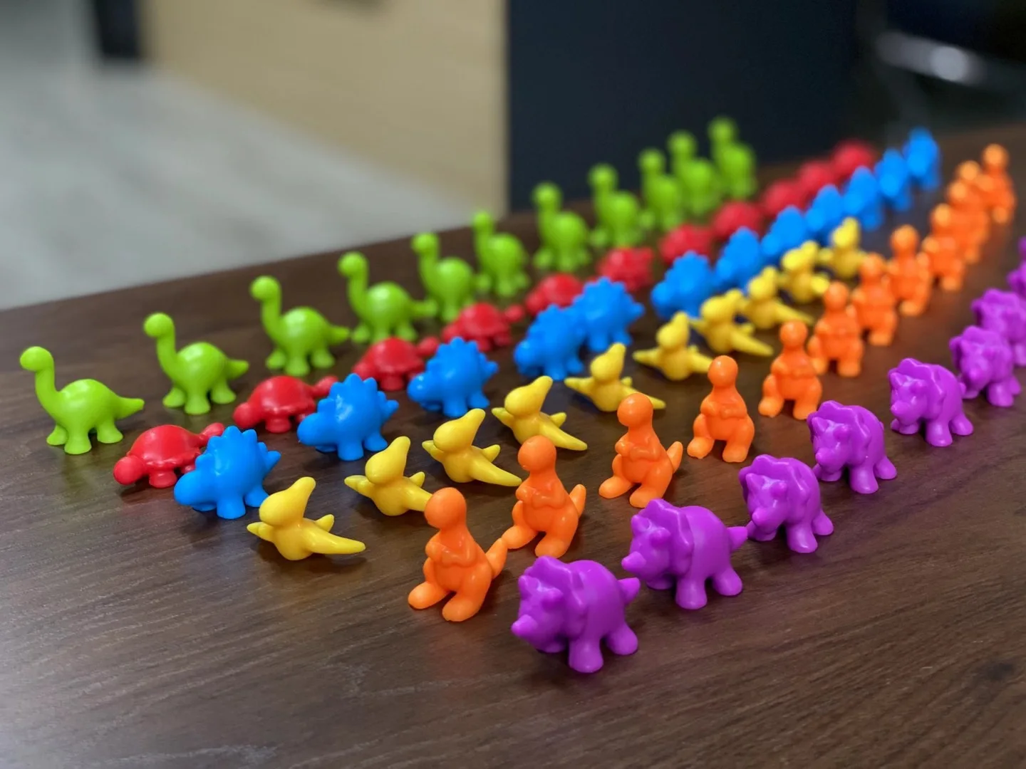 Rainbow arithmetic dinosaur suit child Montessori early childhood teaching aids early childhood cognitive color classification
Rainbow arithmetic dinosaur suit child Montessori early childhood teaching aids early childhood cognitive color classification