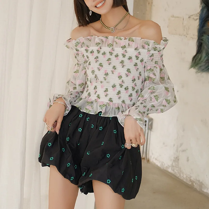 2021 New Autumn One Word Collar Ladies Blouse Fashion Elegant Print Female Shirts Loose Casual High Quality Women Tops T950
2021 New Autumn One Word Collar Ladies Blouse Fashion Elegant Print Female Shirts Loose Casual High Quality Women Tops T950