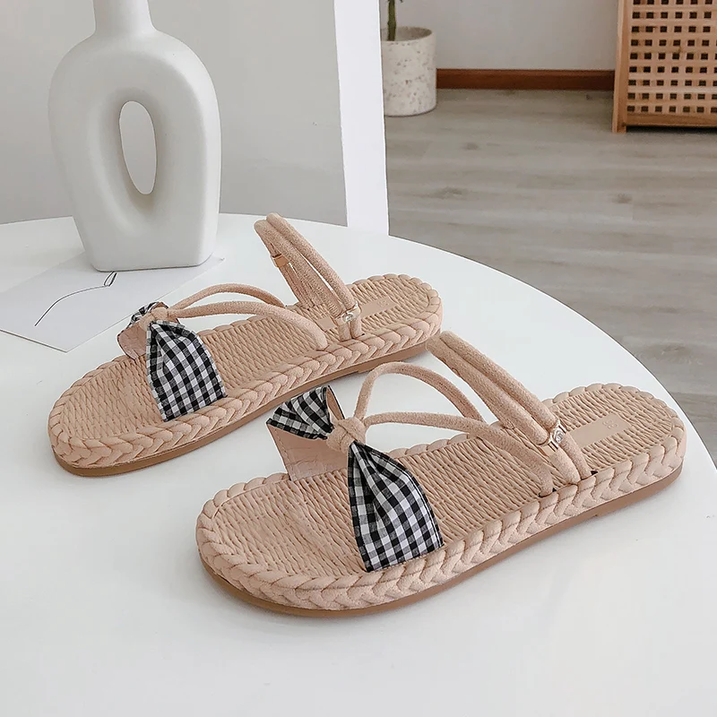 2021 Summer New Net Celebrity Sandals And Slippers Fashion All-Match Beach Shoes Hawaiian Style Home Outdoor Flip Flops 36-40
2021 Summer New Net Celebrity Sandals And Slippers Fashion All-Match Beach Shoes Hawaiian Style Home Outdoor Flip Flops 36-40