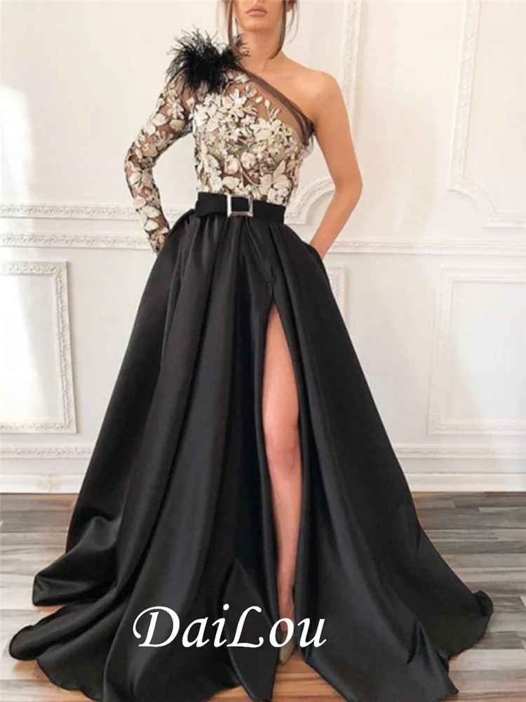 A-Line One Shoulder Floor-Length Appliques Split-Front Long Sleeve Satin Evening Dress 2021 
A-Line One Shoulder Floor-Length Appliques Split-Front Long Sleeve Satin Evening Dress 2021