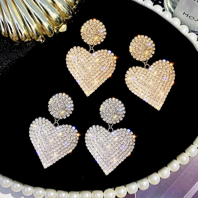 New Fashion Jewelry Love Heart Shaped Dangle Earrings Ladies Luxury Geometric Full Diamond Aesthetic Earrings Korean Jewelry
New Fashion Jewelry Love Heart Shaped Dangle Earrings Ladies Luxury Geometric Full Diamond Aesthetic Earrings Korean Jewelry