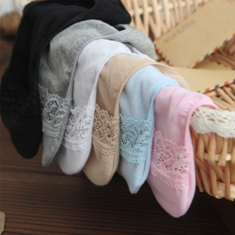 2021 new shallow mouth women's invisible socks lace boat socks cotton bottom can't absorb sweat and are packaged separately with
2021 new shallow mouth women's invisible socks lace boat socks cotton bottom can't absorb sweat and are packaged separately with