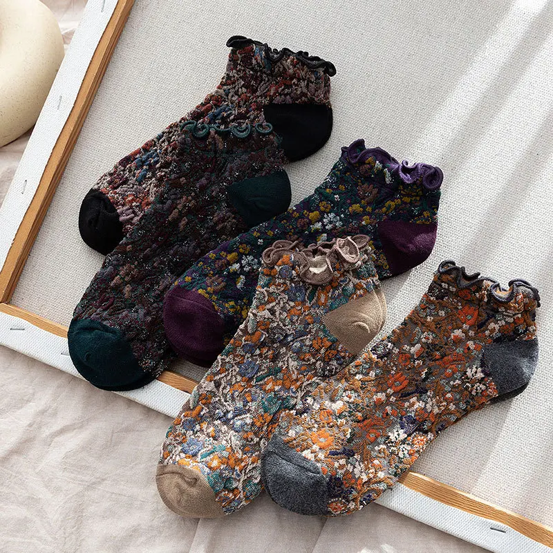 2021 spring and summer new style fungus retro flower socks forest court style cotton socks
2021 spring and summer new style fungus retro flower socks forest court style cotton socks