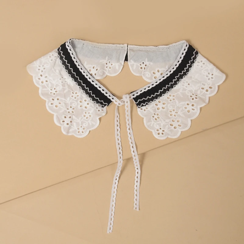 Hollow Embroidery False Shirt Collar Various Patterns Fashionable Lace Decorative Faux Collar Sweet Detachable Collar
Hollow Embroidery False Shirt Collar Various Patterns Fashionable Lace Decorative Faux Collar Sweet Detachable Collar