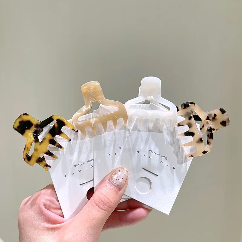 New Korean Acrylic Hair Claw for Women Geometric Leopard Small Headwear Female Delicate Hair Accessories Elegant Cute Hair Clip
New Korean Acrylic Hair Claw for Women Geometric Leopard Small Headwear Female Delicate Hair Accessories Elegant Cute Hair Clip