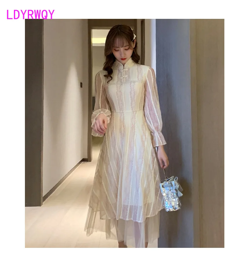 Improved cheongsam style female 2020 spring new flared sleeve dress Knee-Length Office Lady Polyester Sheath Solid
Improved cheongsam style female 2020 spring new flared sleeve dress Knee-Length Office Lady Polyester Sheath Solid