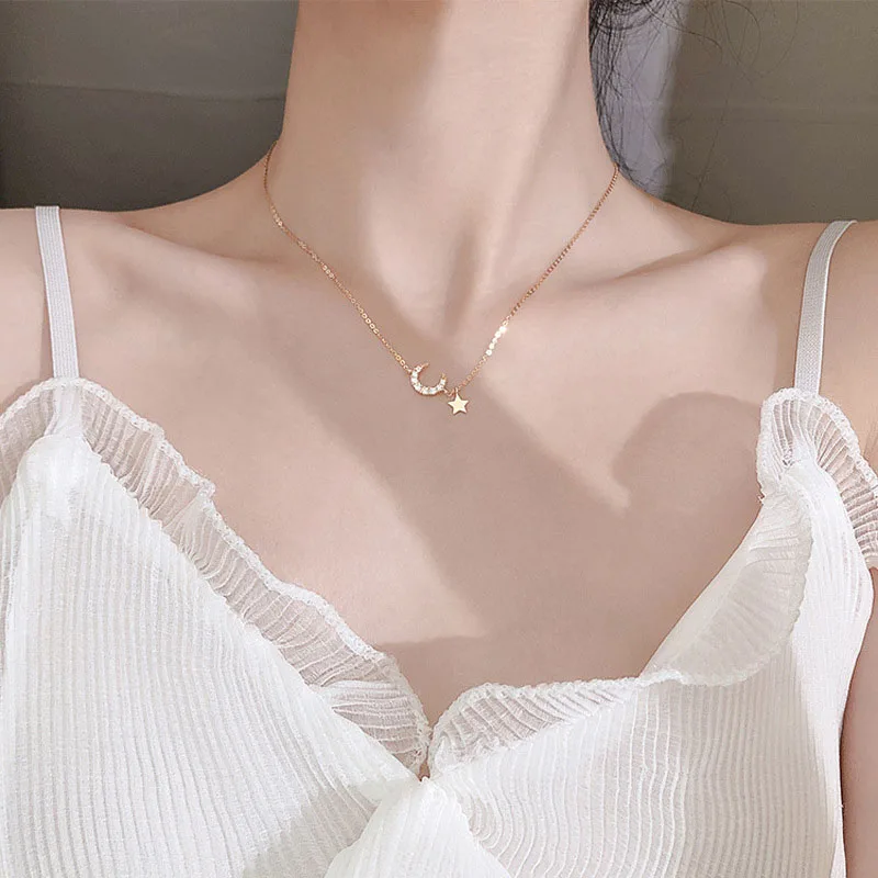 VJGYHO 925 Sterling Silver Shiny Zirconia Pentagram And Moon Pendant Necklace For Women Fashion Choker Jewelry Cadenas Mujer
VJGYHO 925 Sterling Silver Shiny Zirconia Pentagram And Moon Pendant Necklace For Women Fashion Choker Jewelry Cadenas Mujer