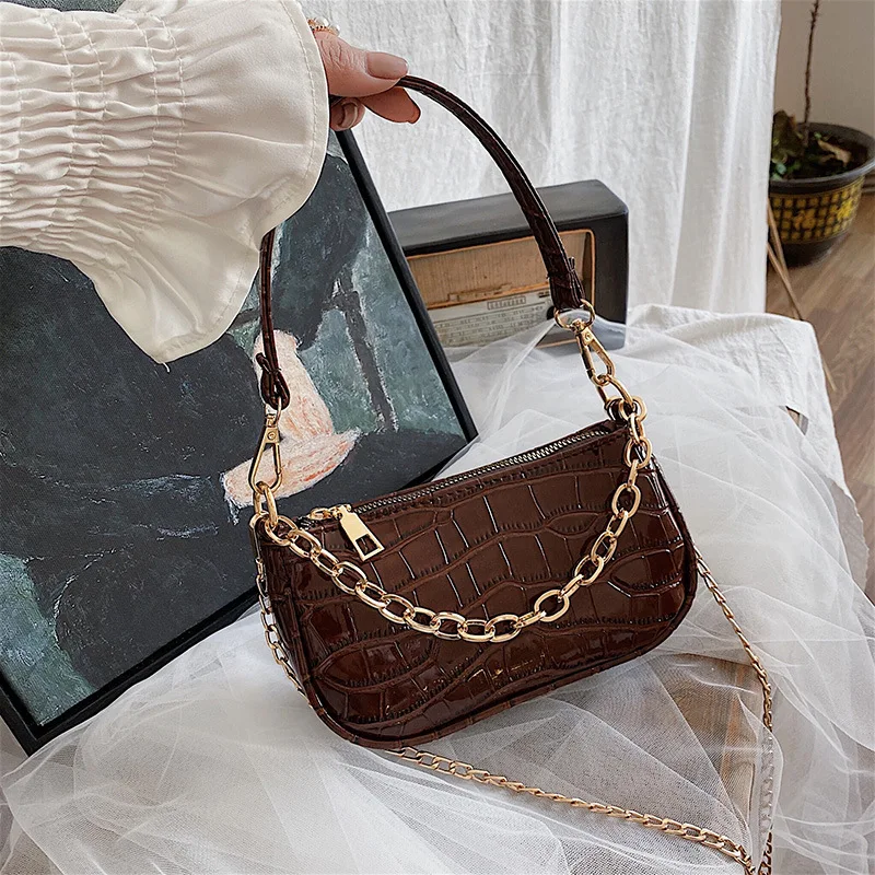 Small bag female new trendy Korean version of wild texture messenger bag fashion underarm bag baguette bag
Small bag female new trendy Korean version of wild texture messenger bag fashion underarm bag baguette bag