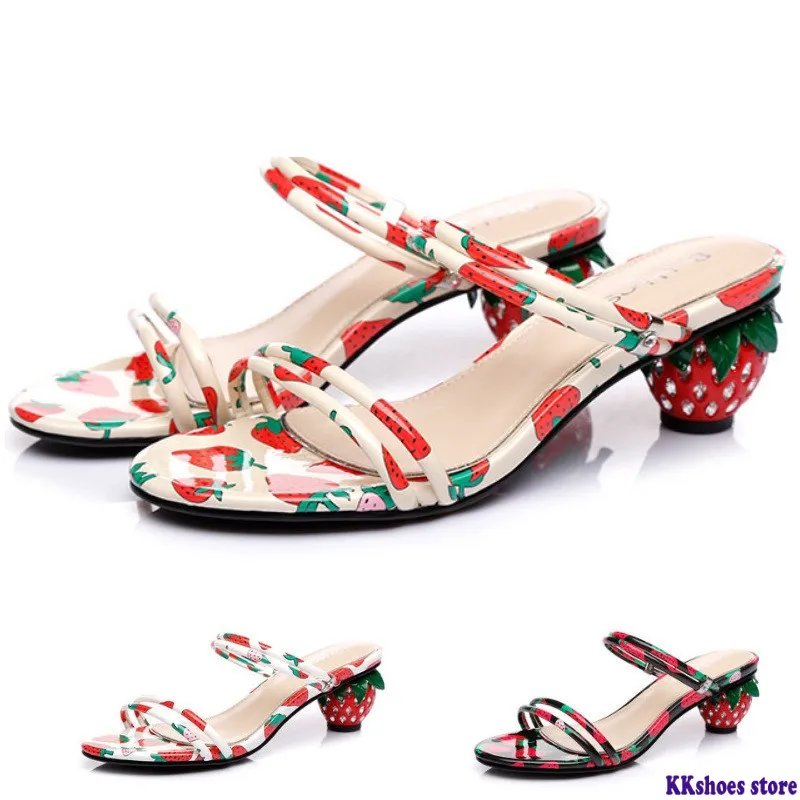 Summer New Ladies Sandals Fashion Abnormal Strawberry Heel Sandals Woman's Sweet Rhinestone Strawberry Slippers
Summer New Ladies Sandals Fashion Abnormal Strawberry Heel Sandals Woman's Sweet Rhinestone Strawberry Slippers