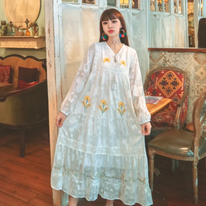 Korean Retro Floral Embroidery Maix Dress for Women Clothing 2021 Summer Loose Tassel Long Sleeve Dresses Holiday Beach Vestidos
Korean Retro Floral Embroidery Maix Dress for Women Clothing 2021 Summer Loose Tassel Long Sleeve Dresses Holiday Beach Vestidos