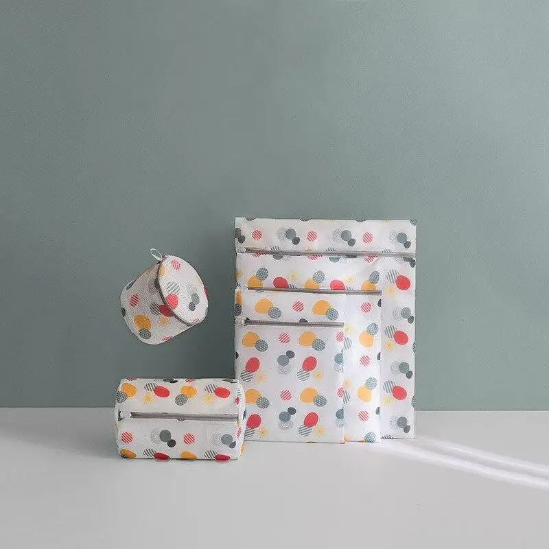 Special Care Mesh Laundry Wash Bags Foldable Delicates Lingerie Bra Socks Underwear Protective Bag Machine-Wash Clothes Net Bag 
Special Care Mesh Laundry Wash Bags Foldable Delicates Lingerie Bra Socks Underwear Protective Bag Machine-Wash Clothes Net Bag