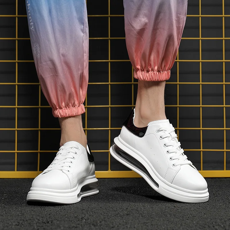 2020 New Hot White Shoes Men's Fashion All-match Sneakers Korean Trend Trendy Fashion Casual Shoes Lightweight Platform Sneakers
2020 New Hot White Shoes Men's Fashion All-match Sneakers Korean Trend Trendy Fashion Casual Shoes Lightweight Platform Sneakers