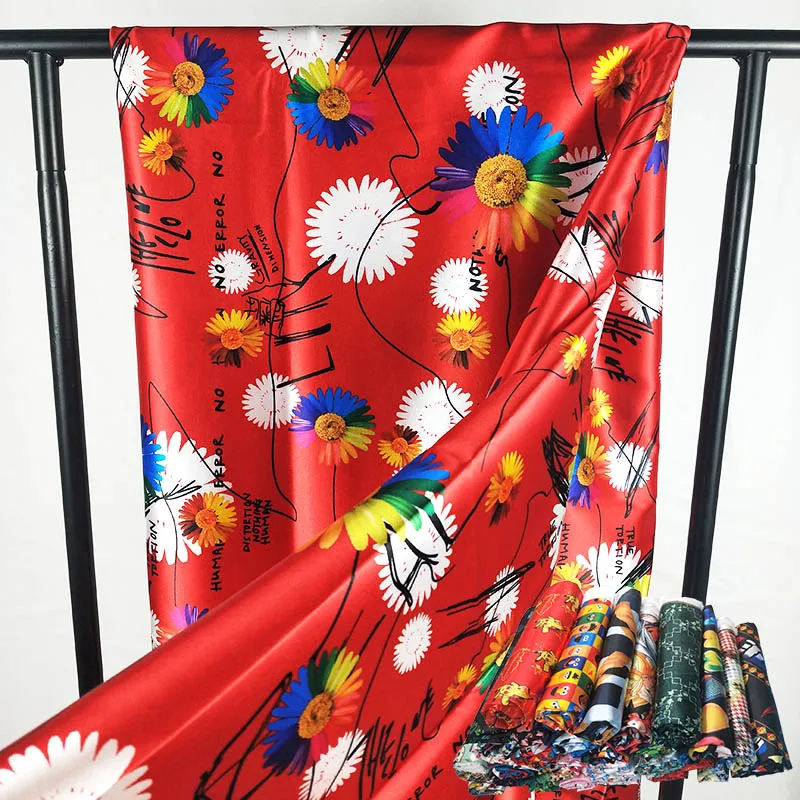 50cm*140cm Cartoon Printed Stretch Silk Fabrics For Sleepwear / DIY Sewing Textile Tecido Tissue Patchwork Bedding Quilting SDYH
50cm*140cm Cartoon Printed Stretch Silk Fabrics For Sleepwear / DIY Sewing Textile Tecido Tissue Patchwork Bedding Quilting SDYH