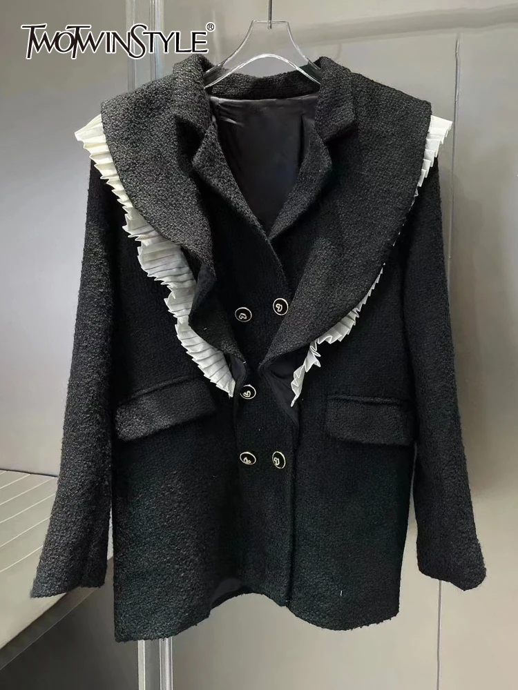 TWOTWINSTYLE повседневное черное лоскутное Плиссированное пальто для женщин с отворотом и длинным рукавом корейская мода зимняя куртка 2021 стиль...
TWOTWINSTYLE повседневное черное лоскутное Плиссированное пальто для женщин с отворотом и длинным рукавом корейская мода зимняя куртка 2021 стиль...