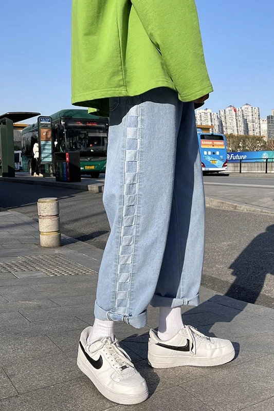 Spring patchwork jeans men's straight, plaid loose and versatile, ruffian and handsome trousers pantalones de hombre 2021
Spring patchwork jeans men's straight, plaid loose and versatile, ruffian and handsome trousers pantalones de hombre 2021