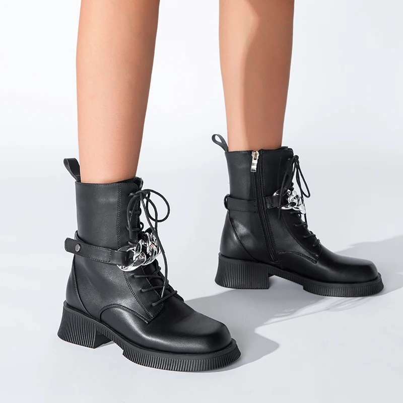 Round head Martin boots women's autumn and winter new thin skinny boots lace-up mid-tube small short boots women
Round head Martin boots women's autumn and winter new thin skinny boots lace-up mid-tube small short boots women