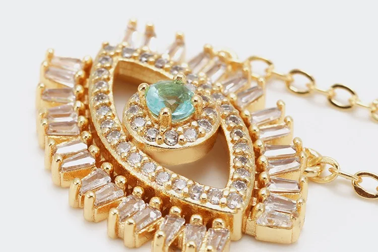 Hot Sales Turkish Evil Eye Gold Necklace Women Pendant Crystal Blue Eye In Diamond
Hot Sales Turkish Evil Eye Gold Necklace Women Pendant Crystal Blue Eye In Diamond