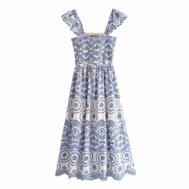 women's 2021 summer new dress temperament was thin and chic ruffled long hollow embroidery strap dresses vintage
women's 2021 summer new dress temperament was thin and chic ruffled long hollow embroidery strap dresses vintage