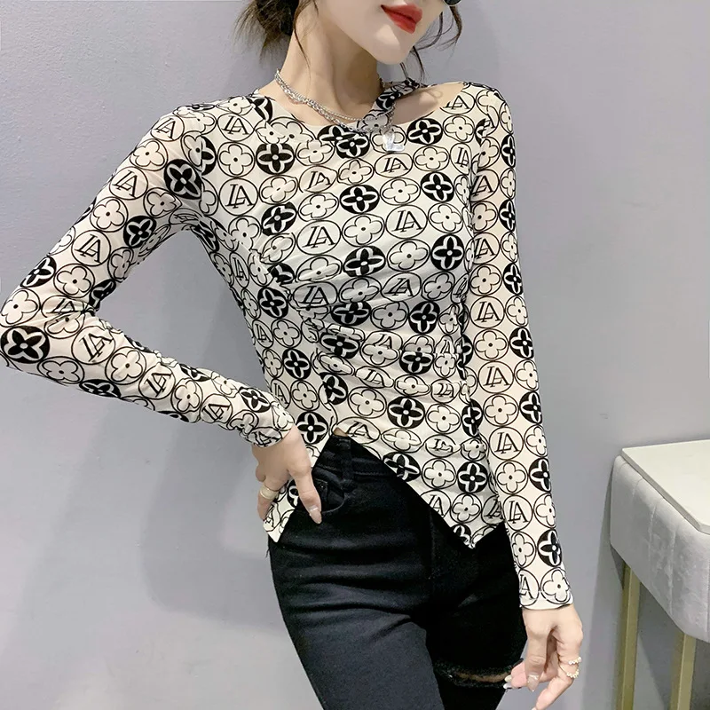 New 2021 Women's Spring Autumn T-shirt Bottoming Basic Korean Fashion Wild Lady Split Irregular Tops
New 2021 Women's Spring Autumn T-shirt Bottoming Basic Korean Fashion Wild Lady Split Irregular Tops