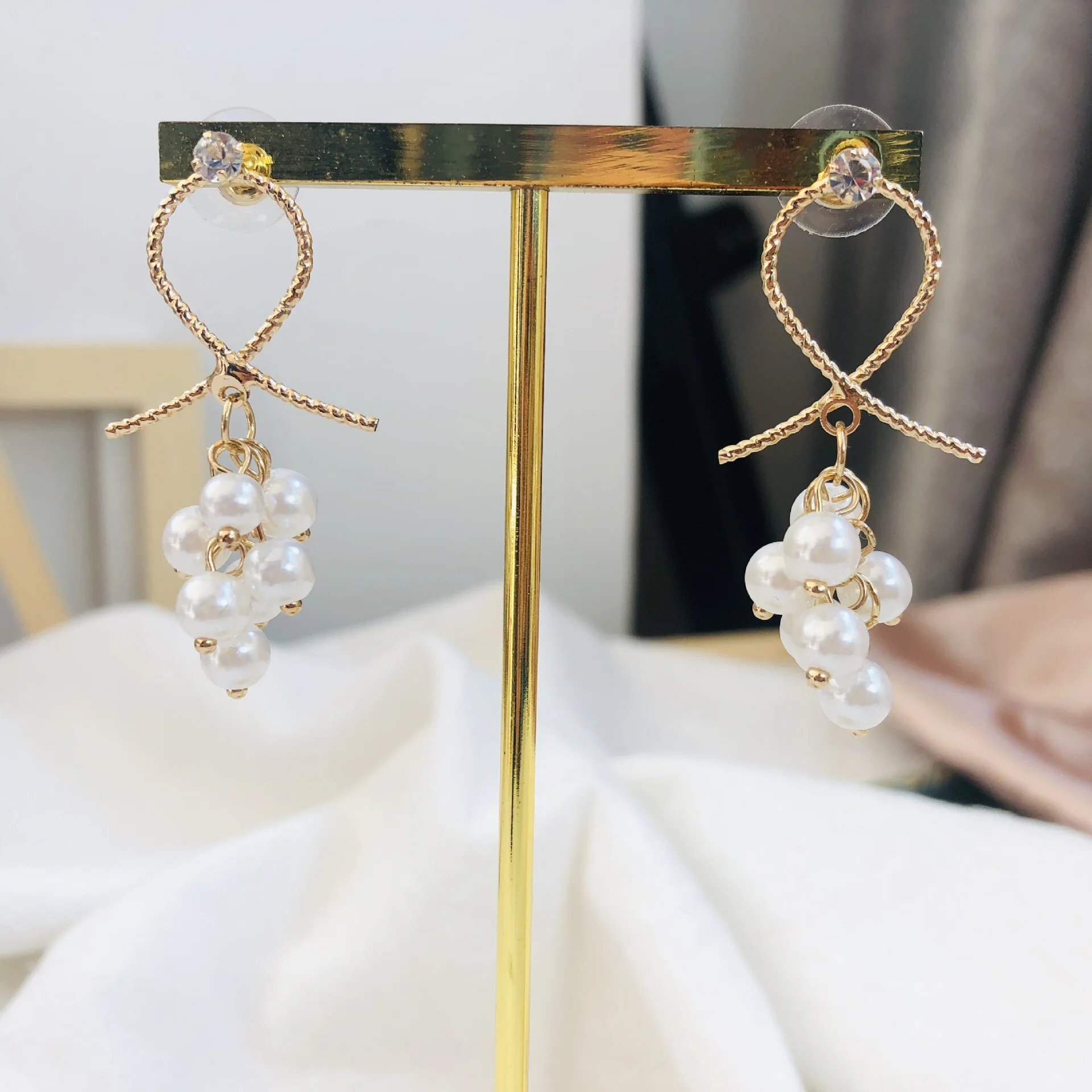 cute retro geometric pearl earrings earrings simple temperament ear jewelry women gifts wholesale
cute retro geometric pearl earrings earrings simple temperament ear jewelry women gifts wholesale
