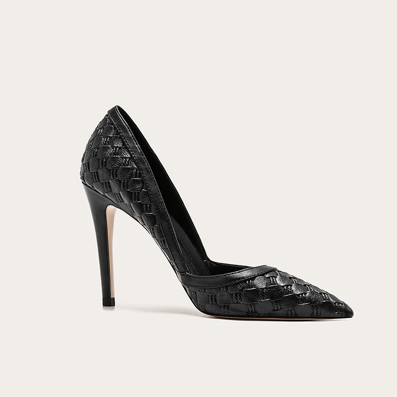 2021 new small high heels 313233 thin heel large women's shoes 41-43 pointed single shoes 40
2021 new small high heels 313233 thin heel large women's shoes 41-43 pointed single shoes 40