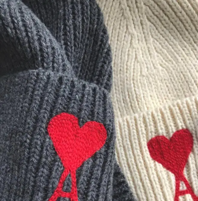 Women Men Knitted Wool Caps 2020 New Winter Headwear Letter and Heart Embroidery Unisex Hats Purple Black Gray Beige
Women Men Knitted Wool Caps 2020 New Winter Headwear Letter and Heart Embroidery Unisex Hats Purple Black Gray Beige