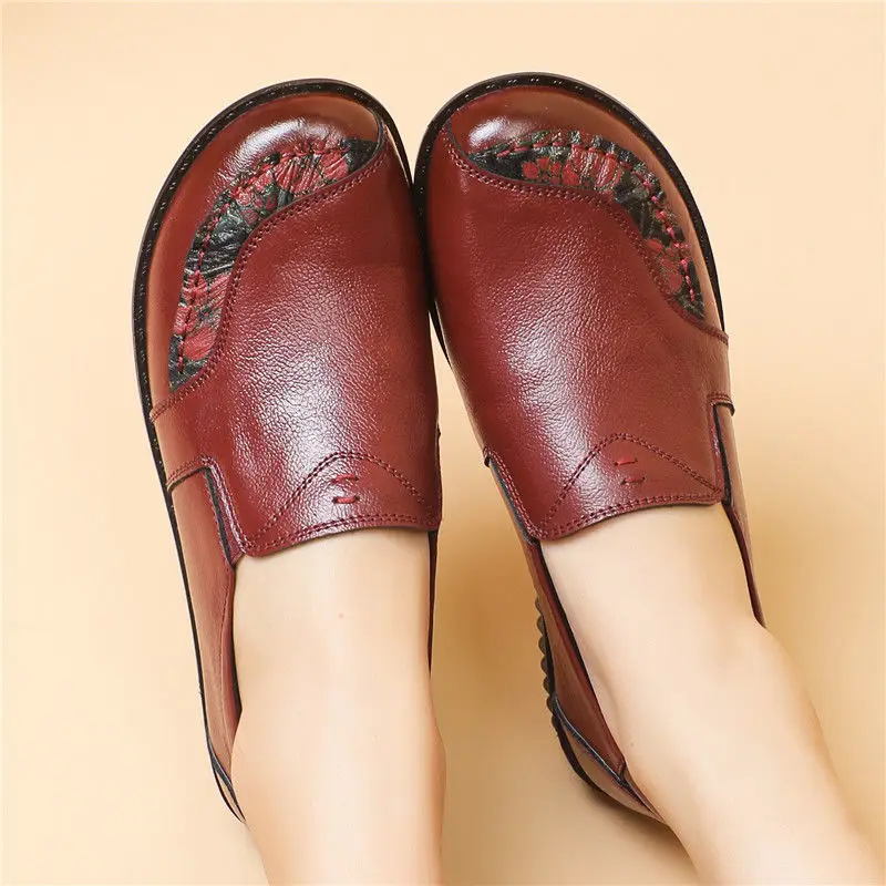 Sneakers Women's Flat Shoes Female Cozy Leather Loafers Mom Flats Handmade Suture Designer Shoes Woman Plush Winter Moccasins
Sneakers Women's Flat Shoes Female Cozy Leather Loafers Mom Flats Handmade Suture Designer Shoes Woman Plush Winter Moccasins