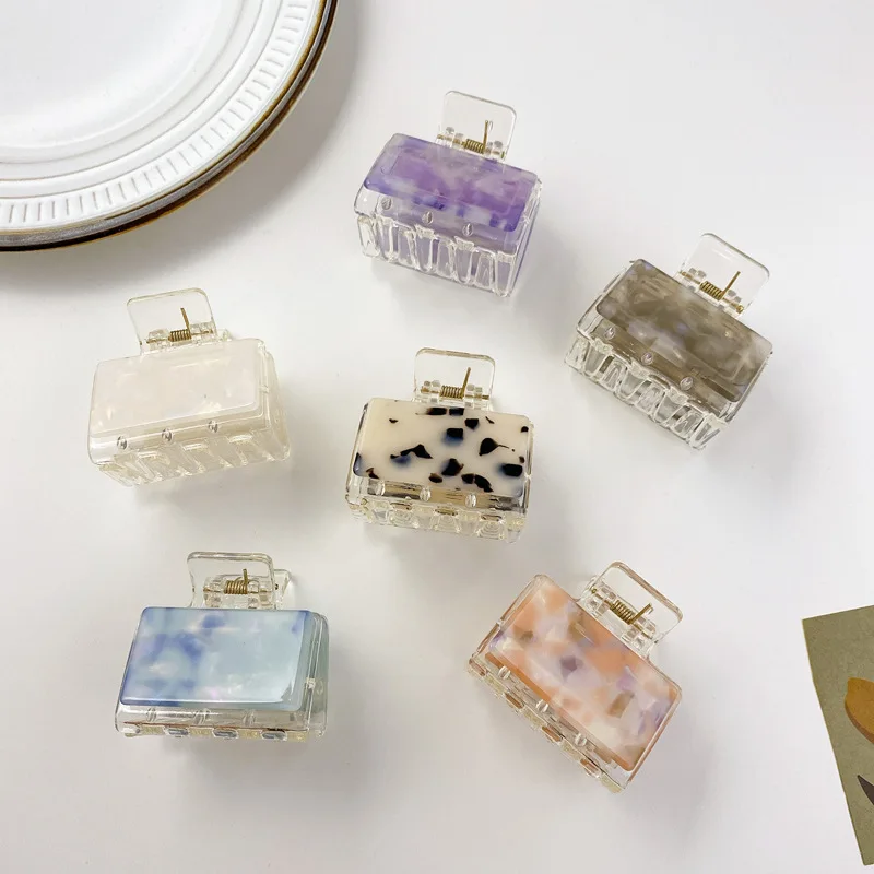 2021 New Hair Claw Small Geometric Hollow Square Tortoiseshell Leopard Acetate Hair Clip Crab Claws for Women Hair Accessories
2021 New Hair Claw Small Geometric Hollow Square Tortoiseshell Leopard Acetate Hair Clip Crab Claws for Women Hair Accessories