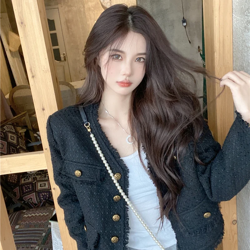 Cardigan Small Coat Female Temperament Loose and Versatile Black Short Tassel Top Autumn New Style Jacket Women
Cardigan Small Coat Female Temperament Loose and Versatile Black Short Tassel Top Autumn New Style Jacket Women