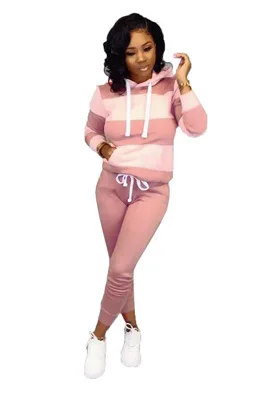 Spot trend European and American women's fashion 2021 autumn and winter long sleeve pocket Cotton Hooded Sweater casual suit
Spot trend European and American women's fashion 2021 autumn and winter long sleeve pocket Cotton Hooded Sweater casual suit
