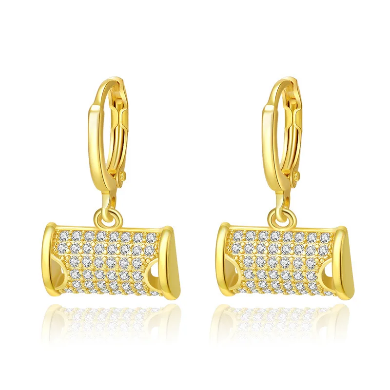 Creative Trend Gold-Plated Bag Inlaid Zircon Simple Earrings Geometric Earrings Fashion Girl Garrings
Creative Trend Gold-Plated Bag Inlaid Zircon Simple Earrings Geometric Earrings Fashion Girl Garrings