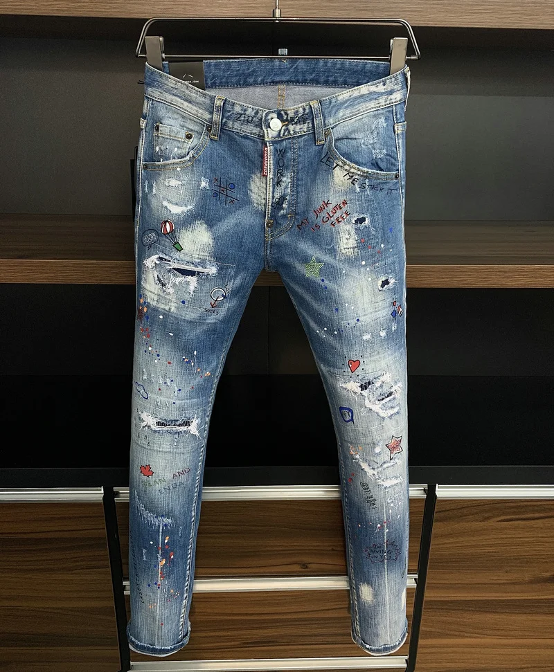 Новые мужские/женские джинсы DSQUARED2 с принтом бриллиантов, модные рваные чернила, облегающие брюки 9806
Новые мужские/женские джинсы DSQUARED2 с принтом бриллиантов, модные рваные чернила, облегающие брюки 9806