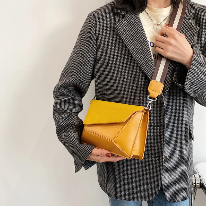 Japanese Style Shoulder Bag New Geometry Women's Small Square Bag Fashion Broadband Messenger Bag Simple Female's Leisure Bag
Japanese Style Shoulder Bag New Geometry Women's Small Square Bag Fashion Broadband Messenger Bag Simple Female's Leisure Bag