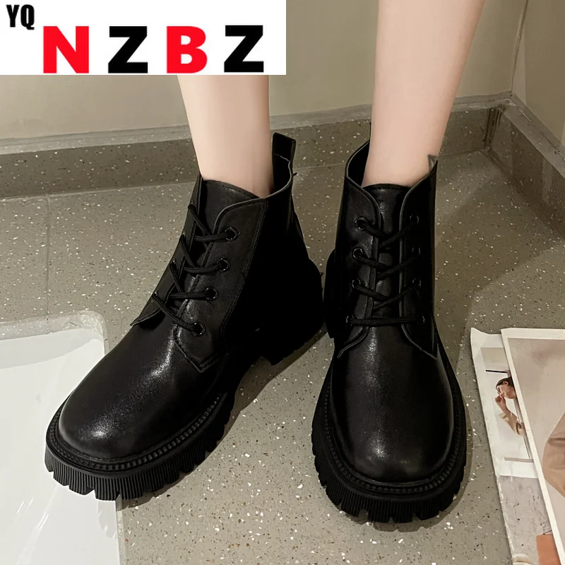 2021 Autumn New Fashion Platfrom Pu Leather Women's Casual Boots Round Head Cross Lace-up Square Heel Women's Ankle Martin Boots
2021 Autumn New Fashion Platfrom Pu Leather Women's Casual Boots Round Head Cross Lace-up Square Heel Women's Ankle Martin Boots