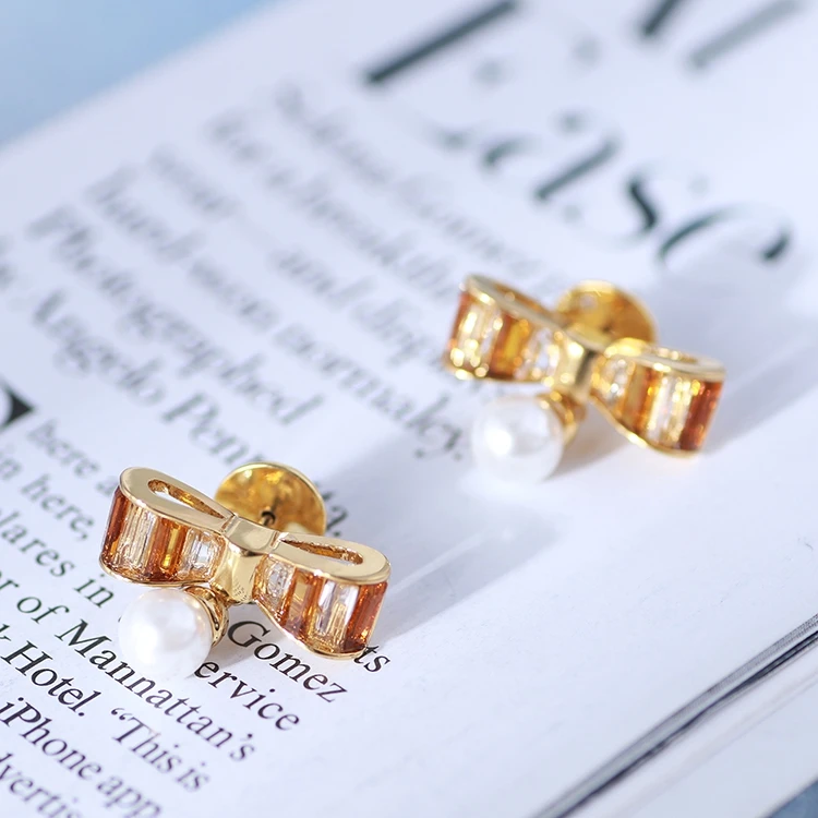 American little scent lady shining coloring crystal drill butterfly knot pearl earrings 
American little scent lady shining coloring crystal drill butterfly knot pearl earrings