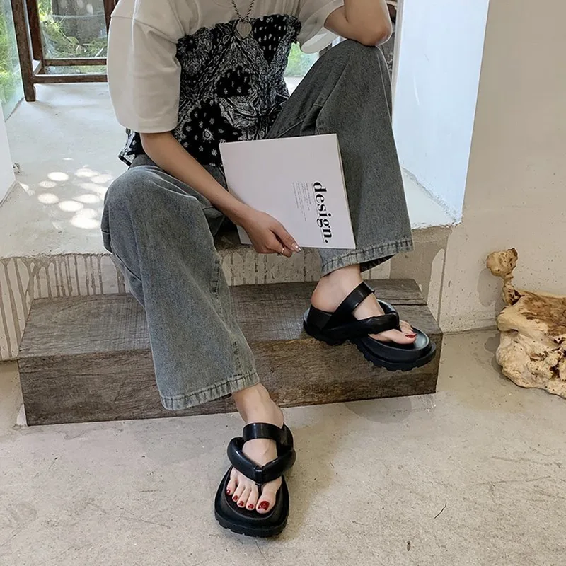 Women Shoes Summer Thick Bottom Slippers Comfy Sandals Ladies Mid-heels Flip Flops Platform Shoes Female Comfort Leisure Sandals
Women Shoes Summer Thick Bottom Slippers Comfy Sandals Ladies Mid-heels Flip Flops Platform Shoes Female Comfort Leisure Sandals