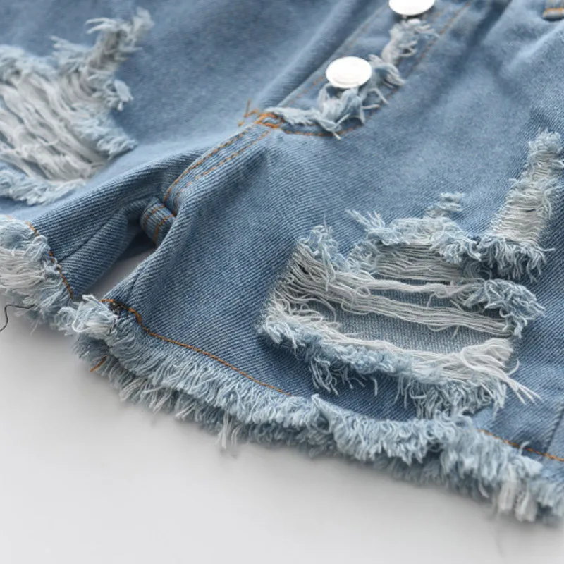 2021 New Baby Suit Baby Girl Clothes Round Neck Long-sleeved Mesh Top + cute Rpped Denim Shorts Casual Children's Clothing 
2021 New Baby Suit Baby Girl Clothes Round Neck Long-sleeved Mesh Top + cute Rpped Denim Shorts Casual Children's Clothing